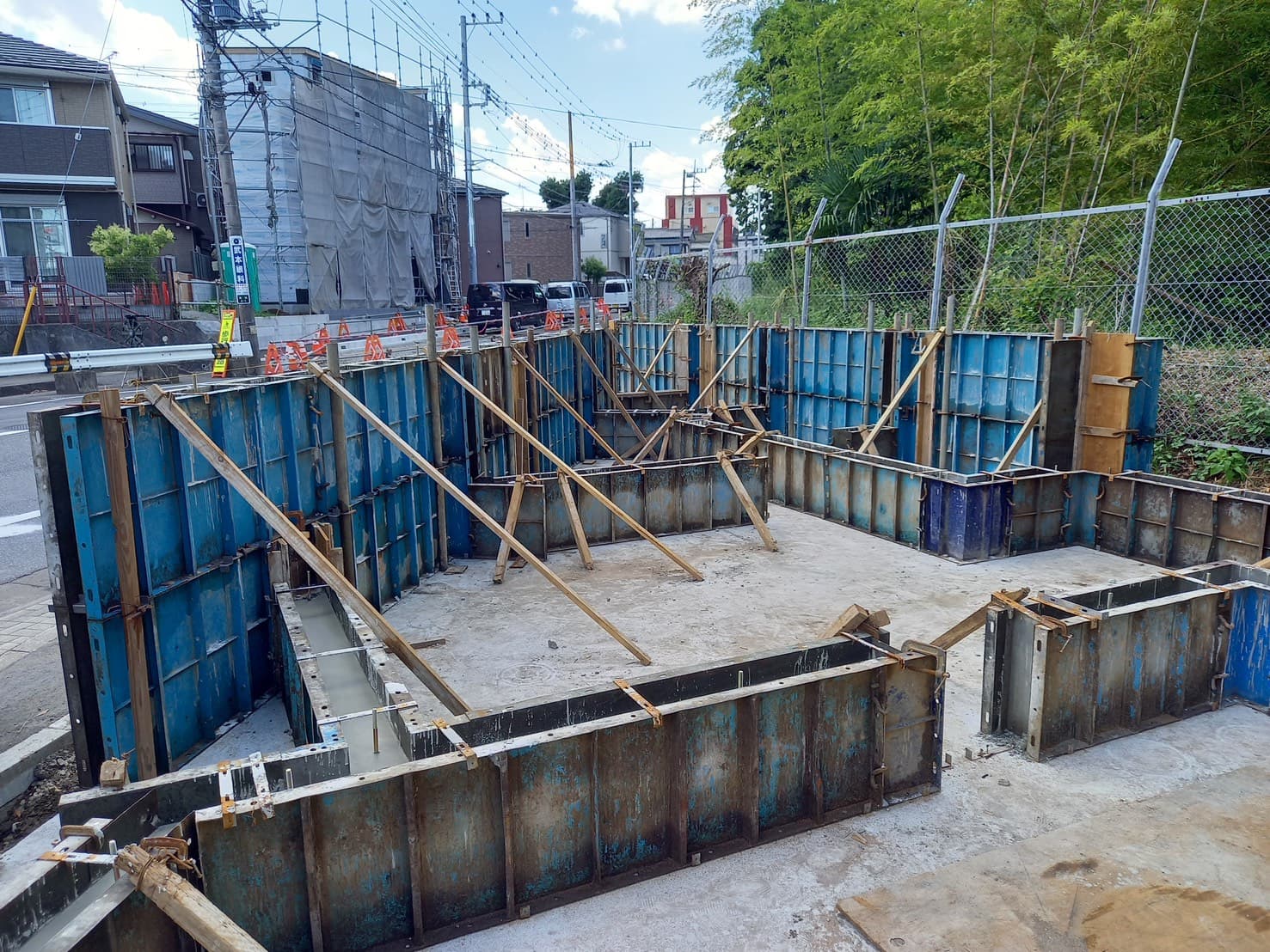 基礎の型枠工事